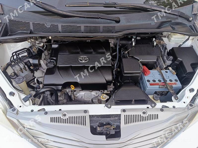 Toyota Sienna 2010 - 310 000 TMT - Мары - img 6