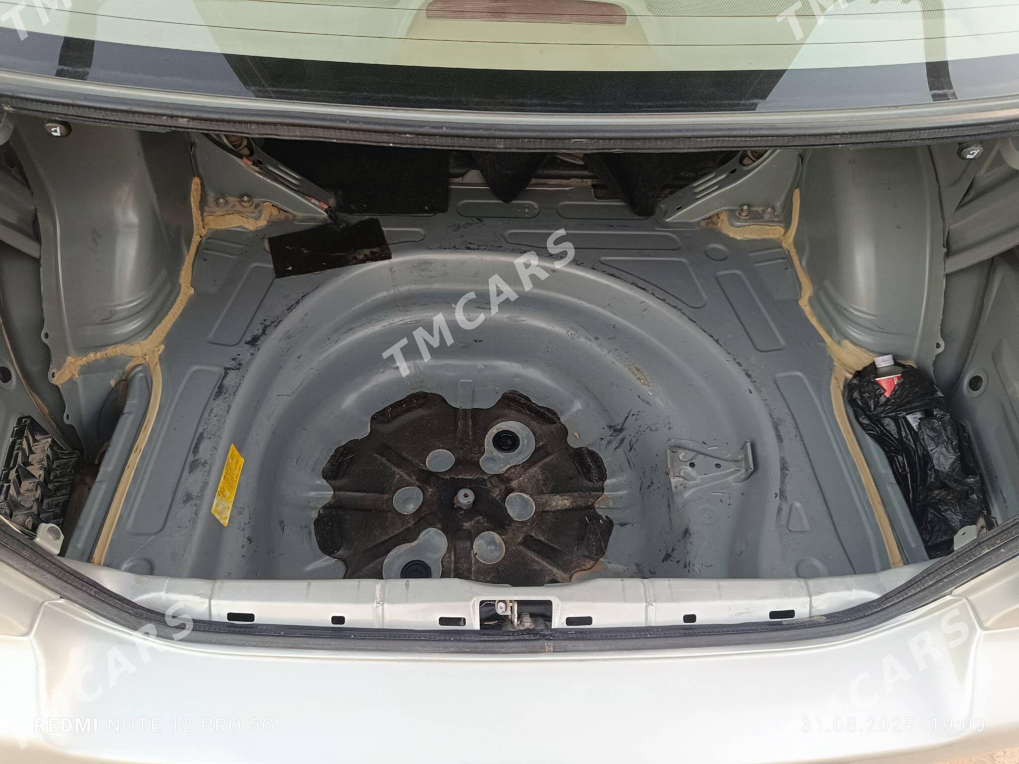 Toyota Corolla 2002 - 117 000 TMT - Мары - img 8