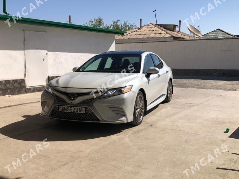 Toyota Camry 2019 - 375 000 TMT - Aşgabat - img 2