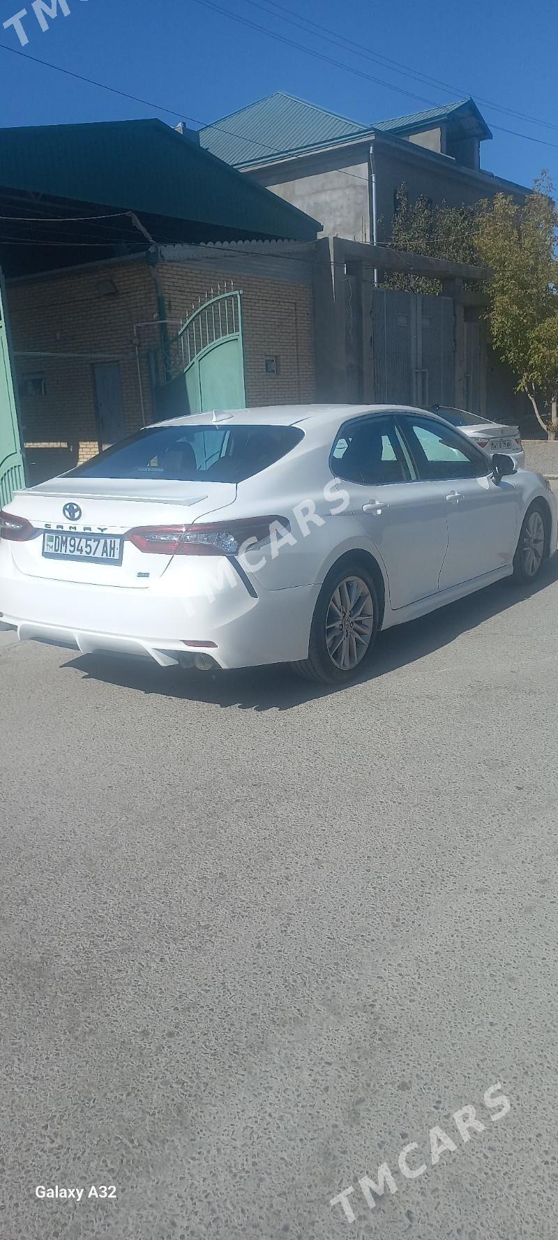 Toyota Camry 2021 - 285 000 TMT - Ашхабад - img 6