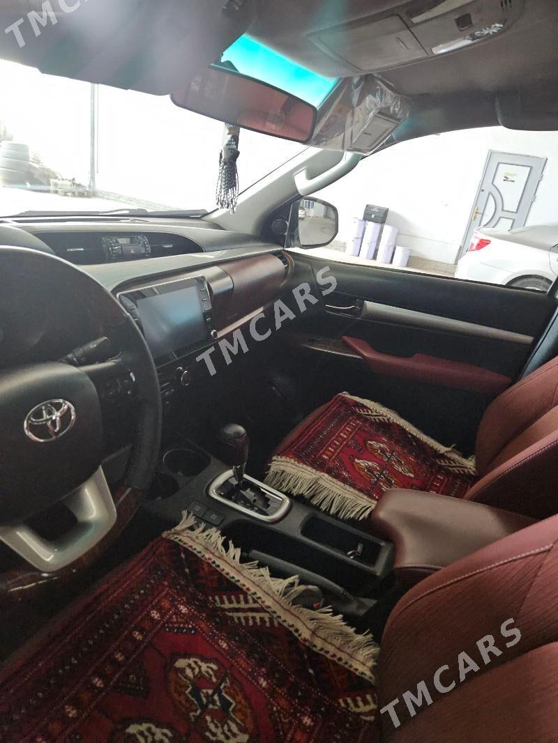 Toyota Hilux 2021 - 579 000 TMT - Mary - img 5