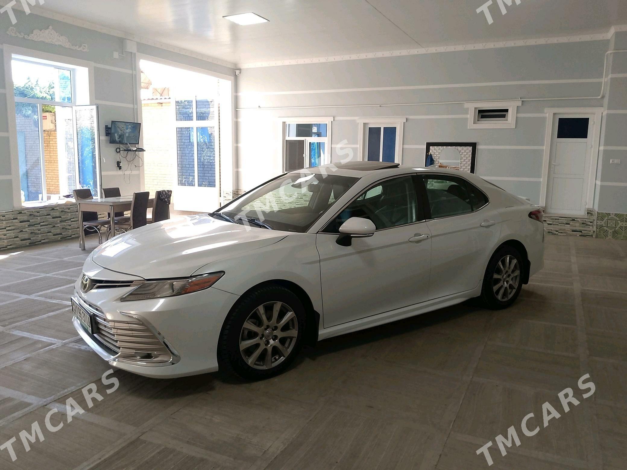 Toyota Camry 2019 - 285 000 TMT - Türkmenabat - img 3