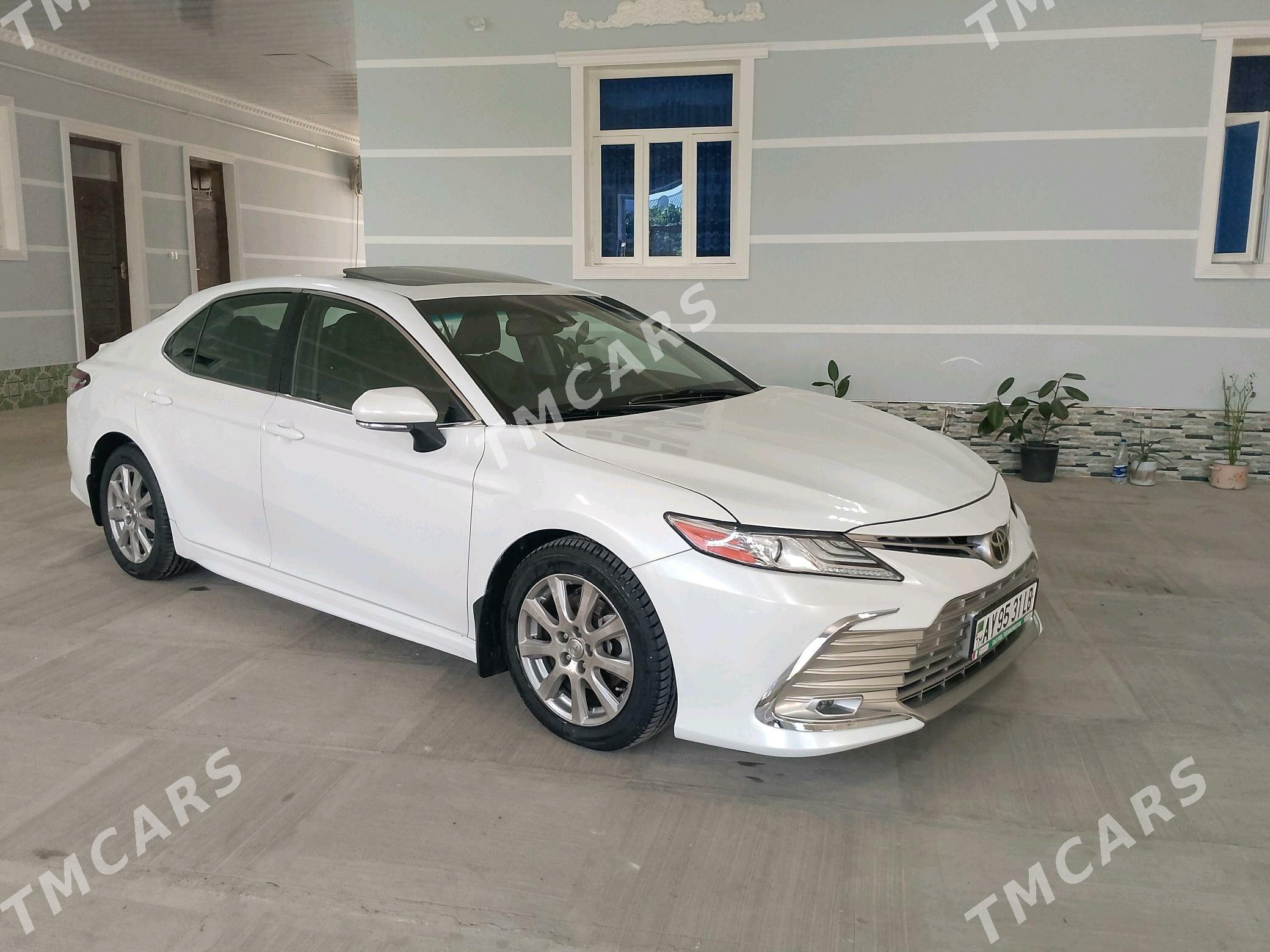 Toyota Camry 2019 - 285 000 TMT - Türkmenabat - img 4
