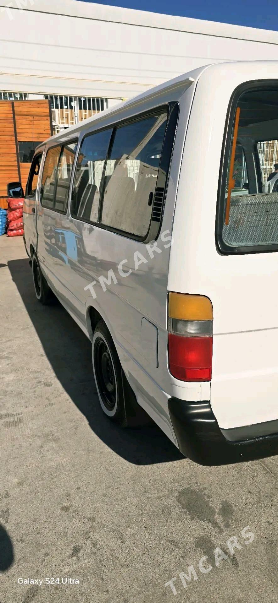 Toyota Hiace 1996 - 84 000 TMT - Gyzylarbat - img 5