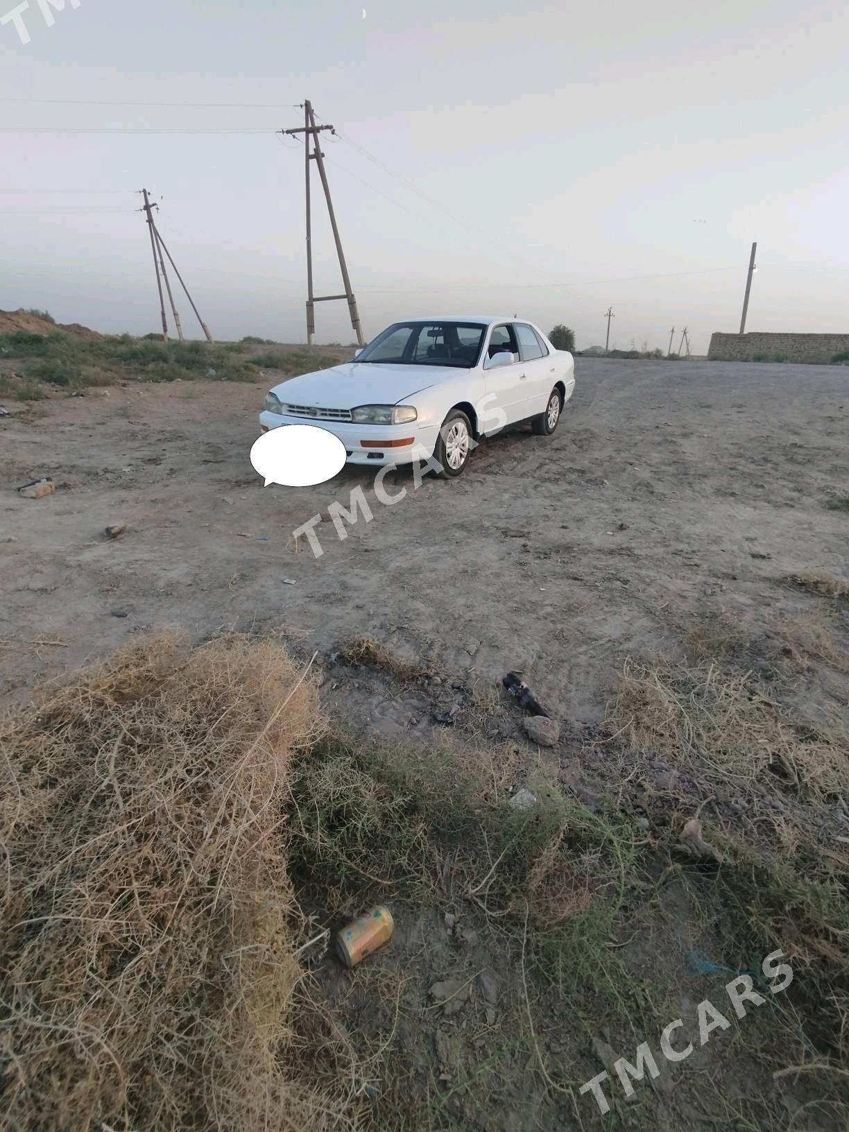 Toyota Camry 1994 - 70 000 TMT - Мары - img 9
