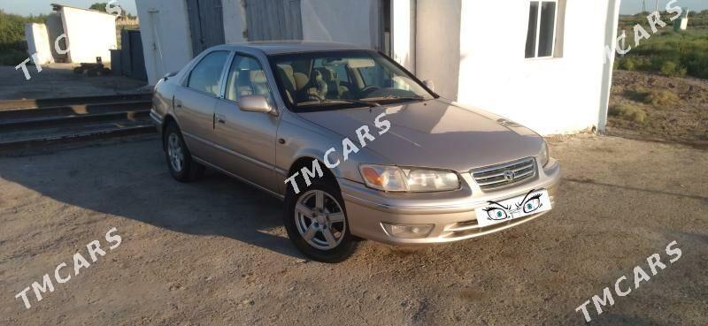 Toyota Camry 1999 - 105 000 TMT - Köneürgenç - img 3