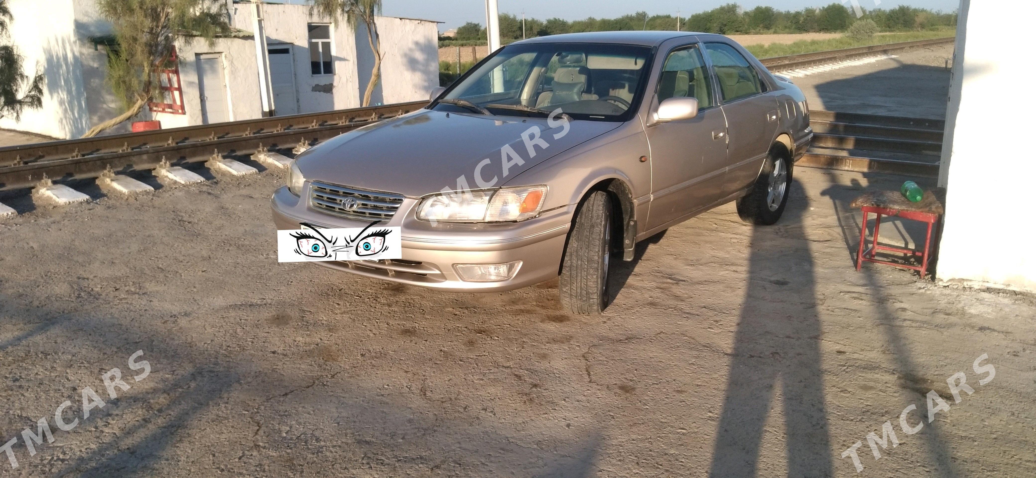 Toyota Camry 1999 - 105 000 TMT - Köneürgenç - img 6