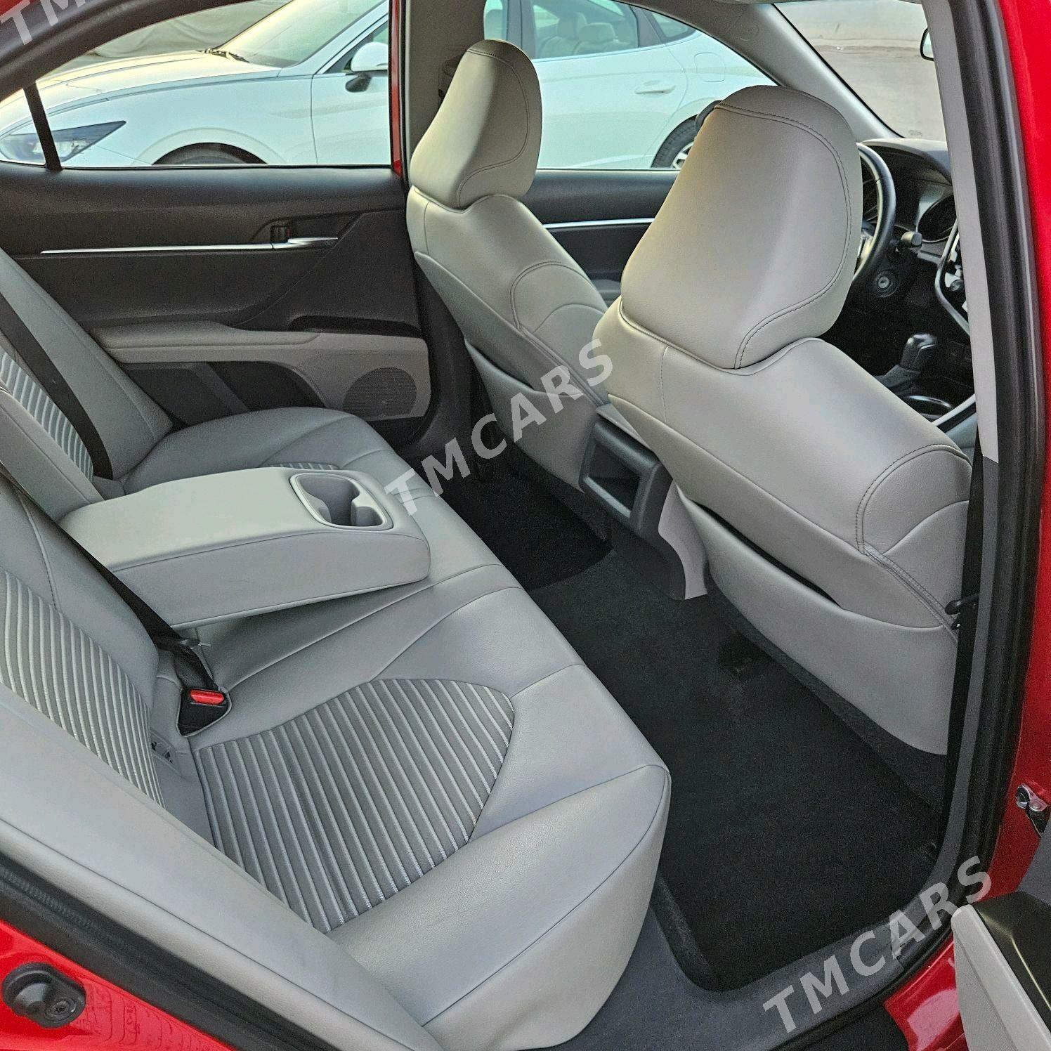 Toyota Camry 2021 - 275 000 TMT - Aşgabat - img 7