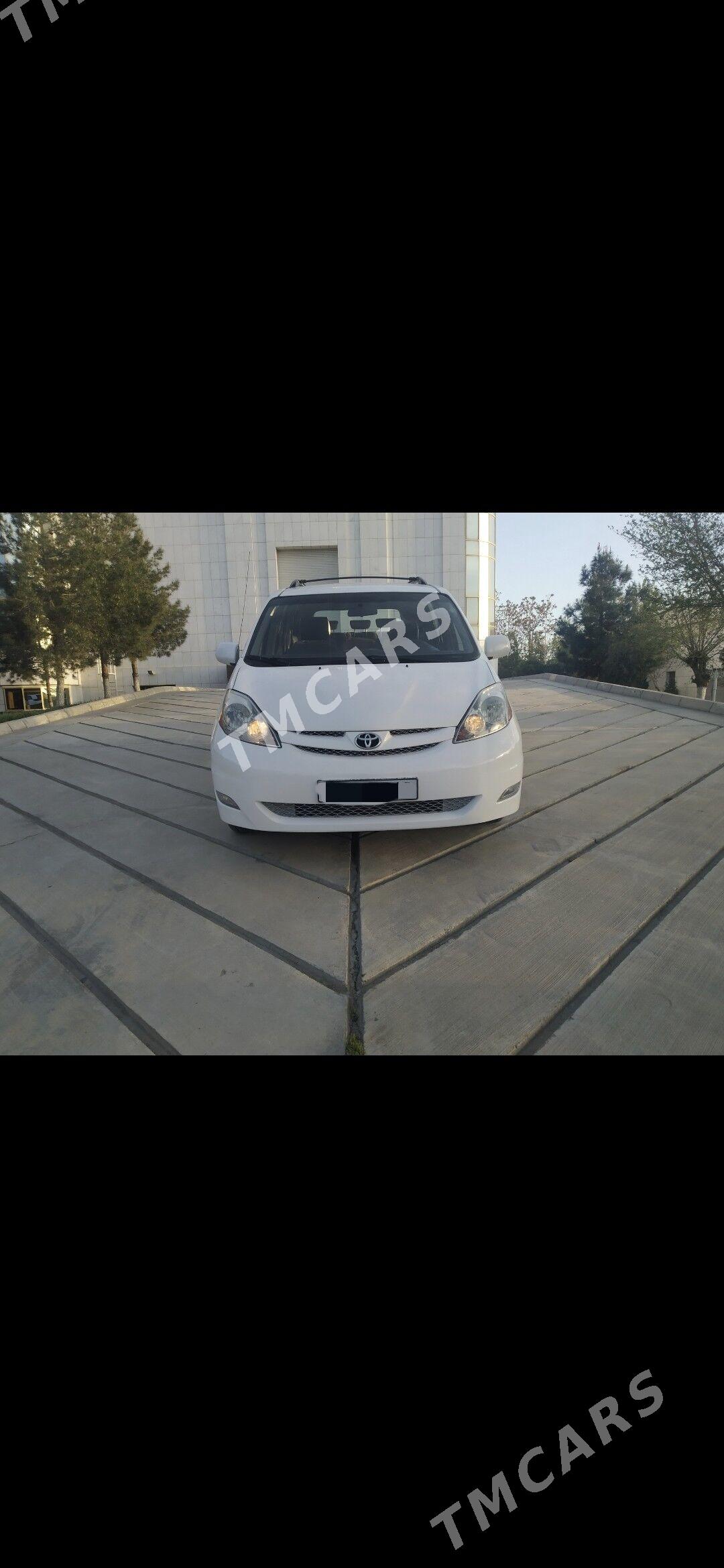 Toyota Sienna 2004 - 160 000 TMT - Дянев - img 5