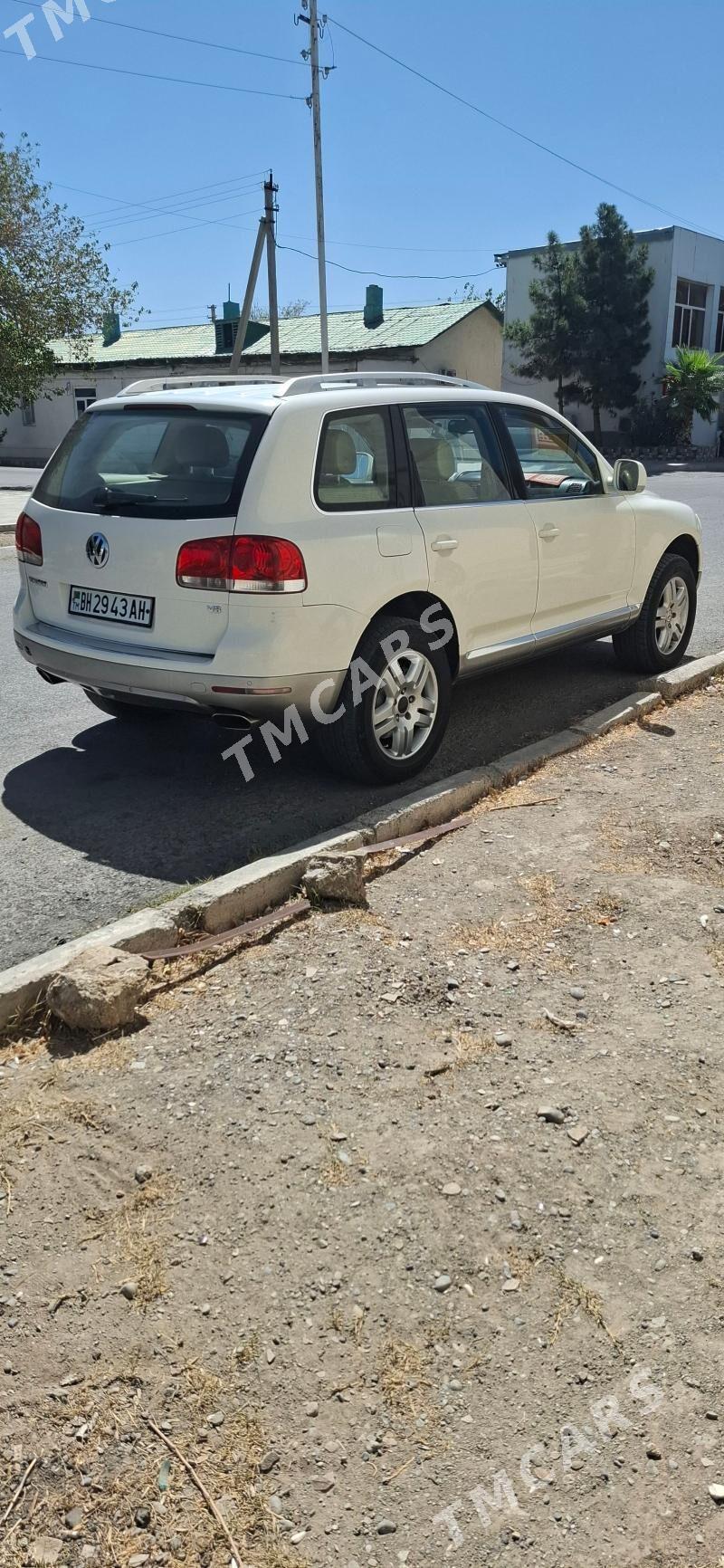 Volkswagen Touareg 2005 - 130 000 TMT - Бузмеин ГРЭС - img 3