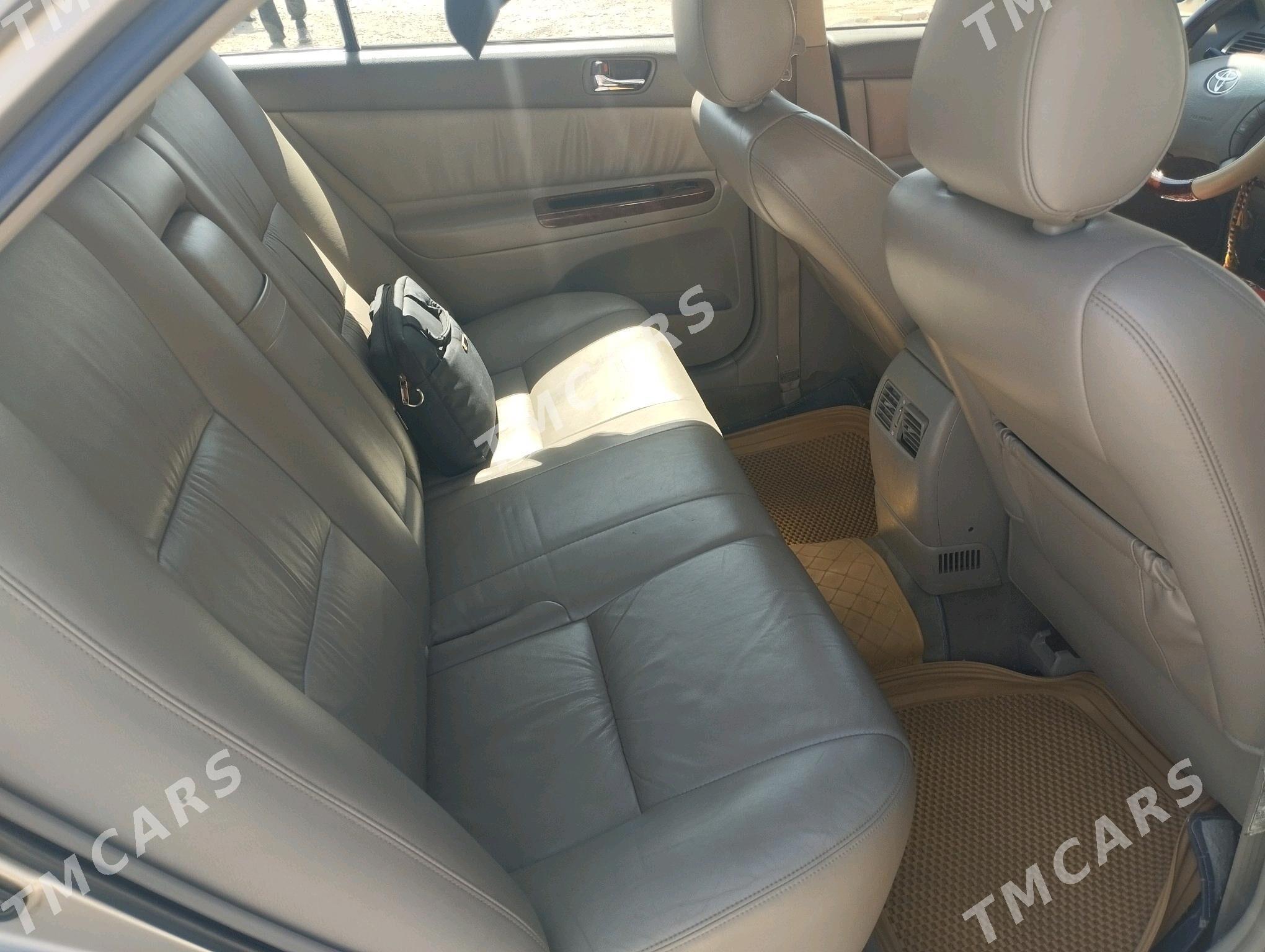 Toyota Camry 2003 - 240 000 TMT - Мары - img 6