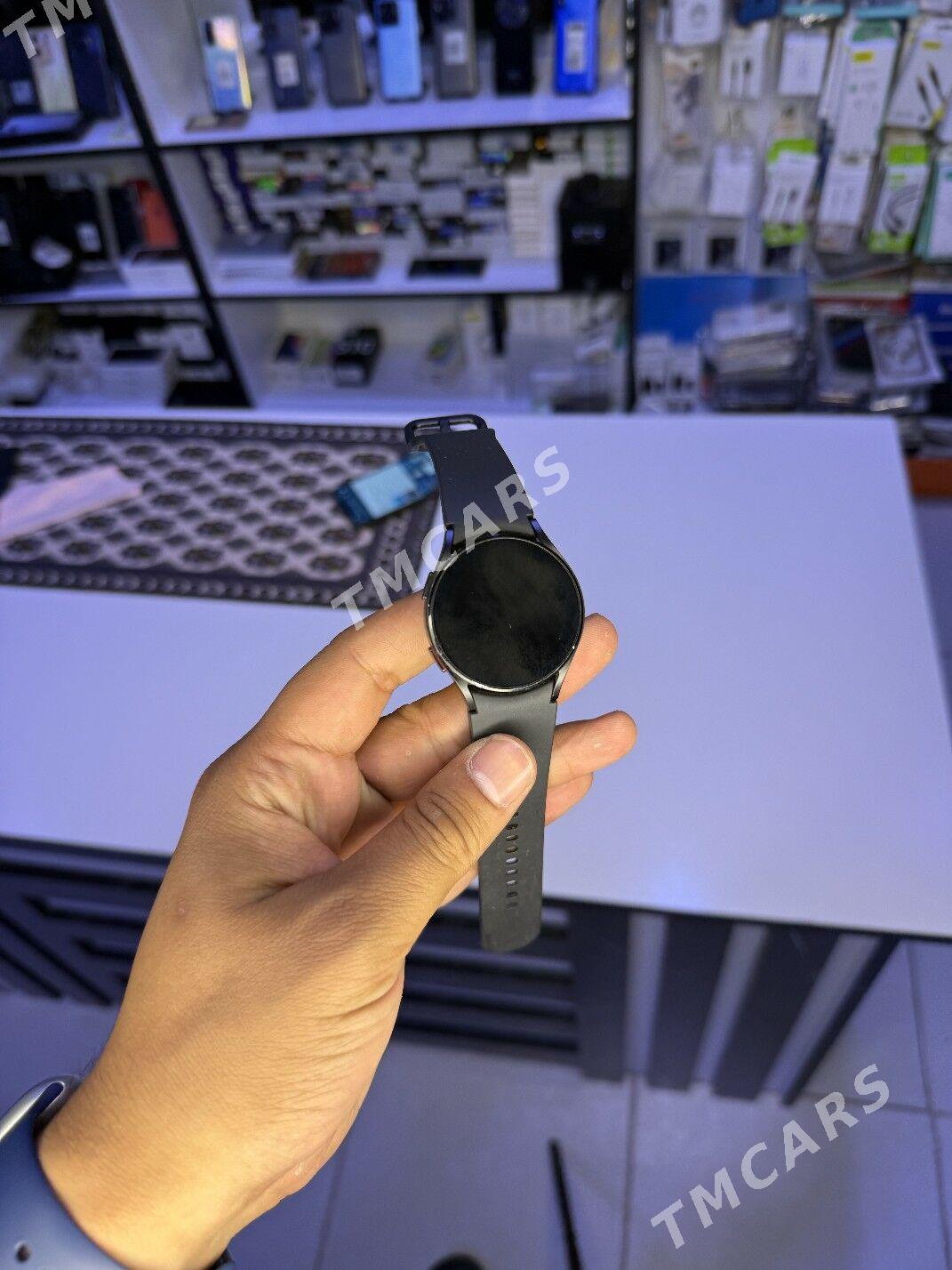 Galaxy watch 4 - Mary - img 3