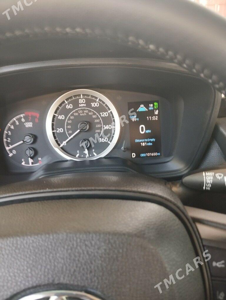Toyota Corolla 2021 - 232 000 TMT - Ашхабад - img 2