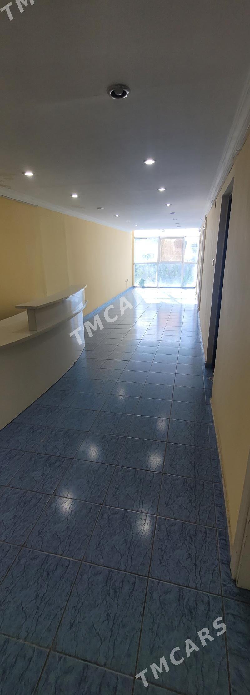 Аренда 1000 м² 11 мкр Айтаков - 11 мкр - img 5