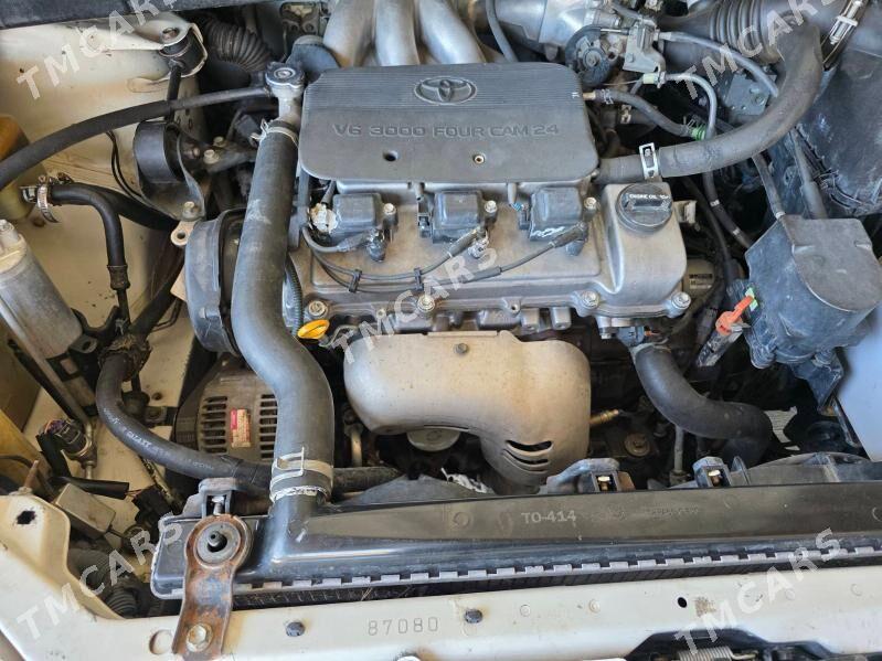 Toyota Sienna 1999 - 180 000 TMT - Мары - img 8