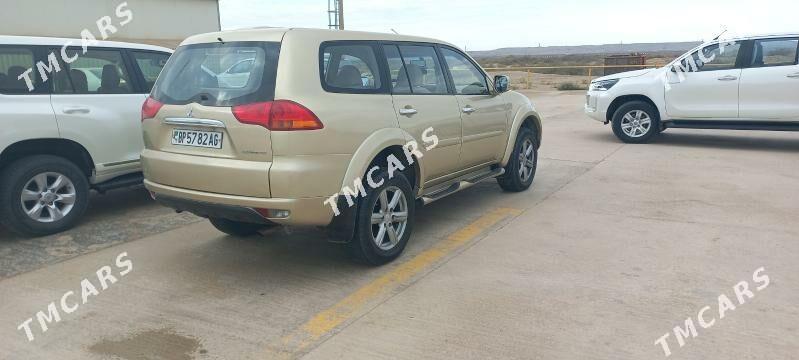 Mitsubishi Montero Sport 2009 - 187 000 TMT - Türkmenbaşy - img 2