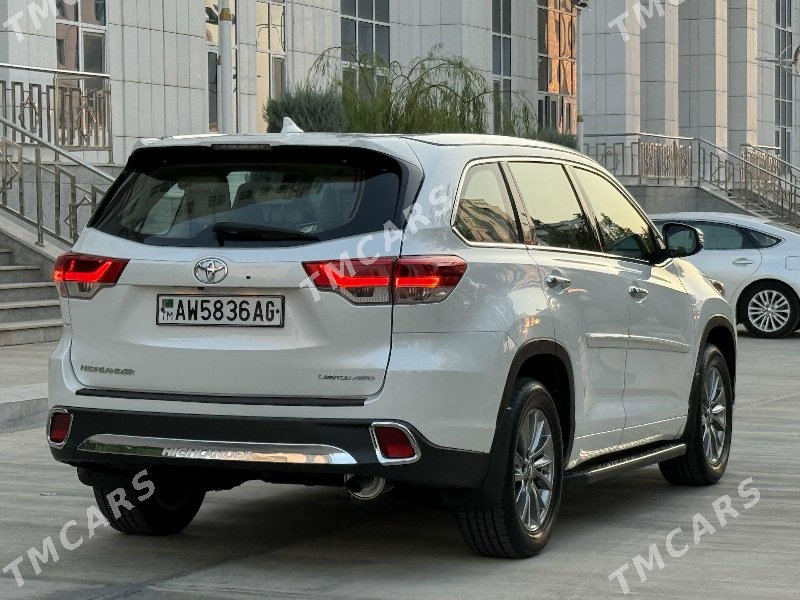 Toyota Highlander 2018 - 490 000 TMT - Ашхабад - img 5