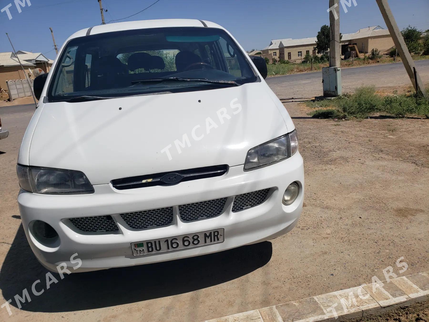 Hyundai H-1 2001 - 60 000 TMT - Сакарчага - img 3