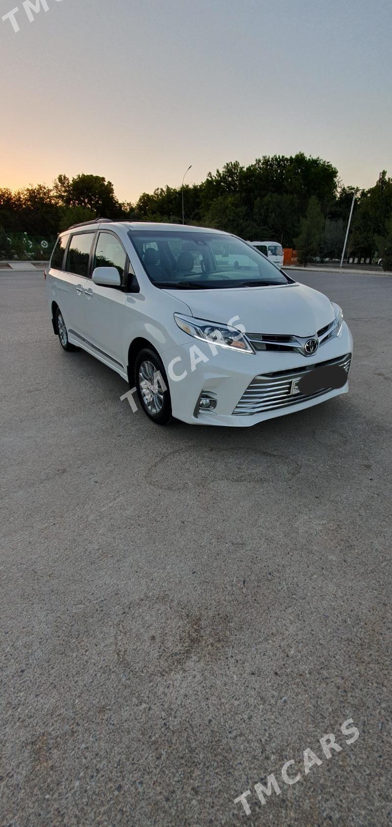 Toyota Sienna 2018 - 414 000 TMT - 30 mkr - img 9