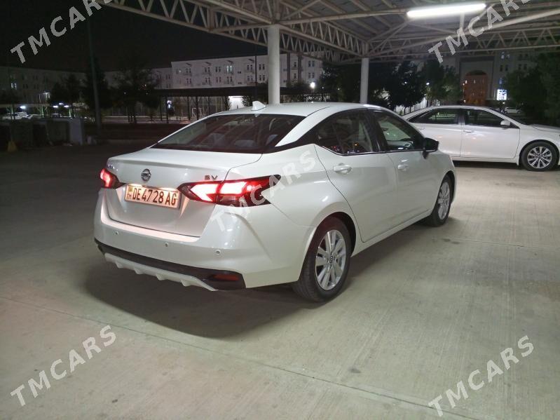 Nissan Versa 2021 - 180 000 TMT - Кëши - img 9