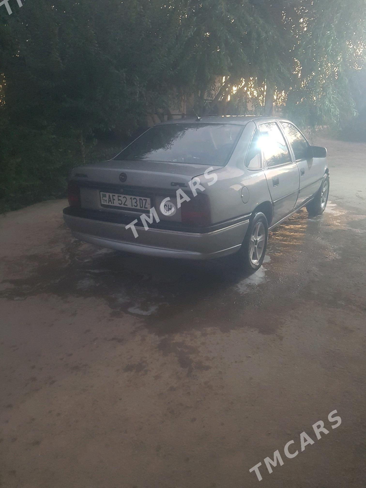 Opel Vectra 1993 - 40 000 TMT - Boldumsaz - img 4