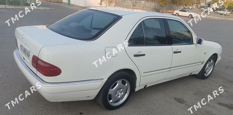 Mercedes-Benz E-Class 1997 - 75 000 TMT - Aşgabat - img 4