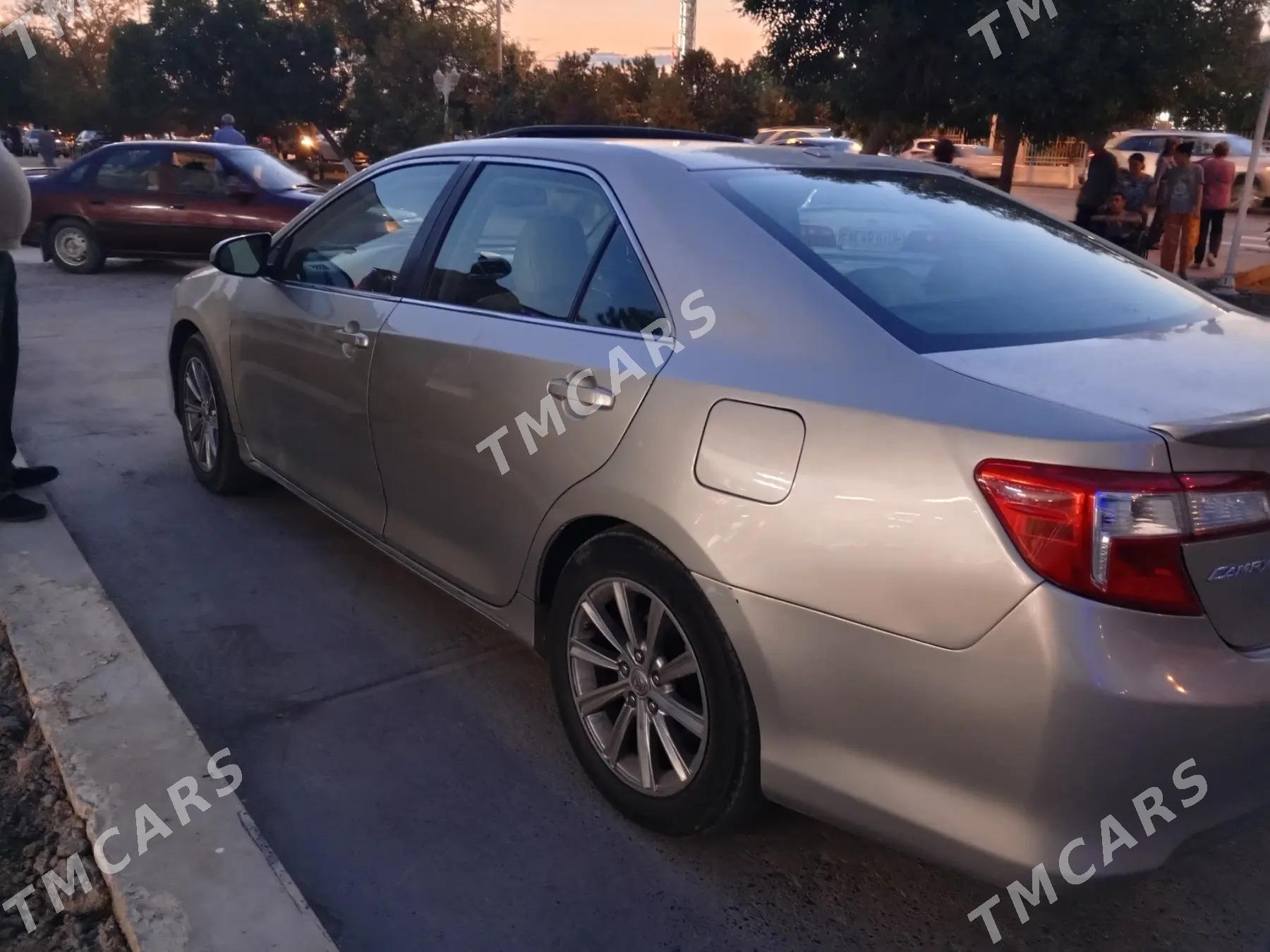Toyota Camry 2014 - 250 000 TMT - Туркменабат - img 2