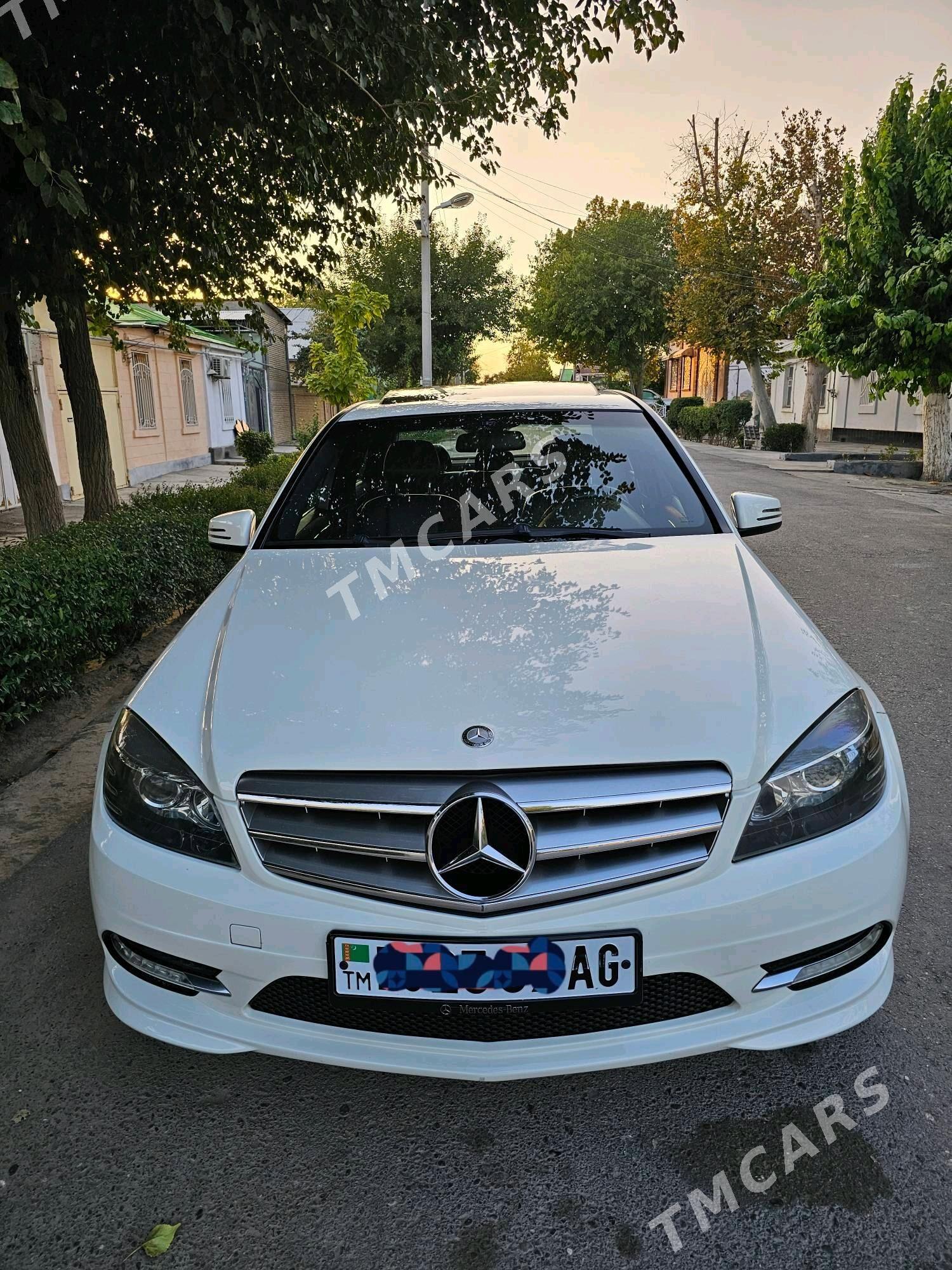 Mercedes-Benz C350 2010 - 185 000 TMT - Хитровка - img 9