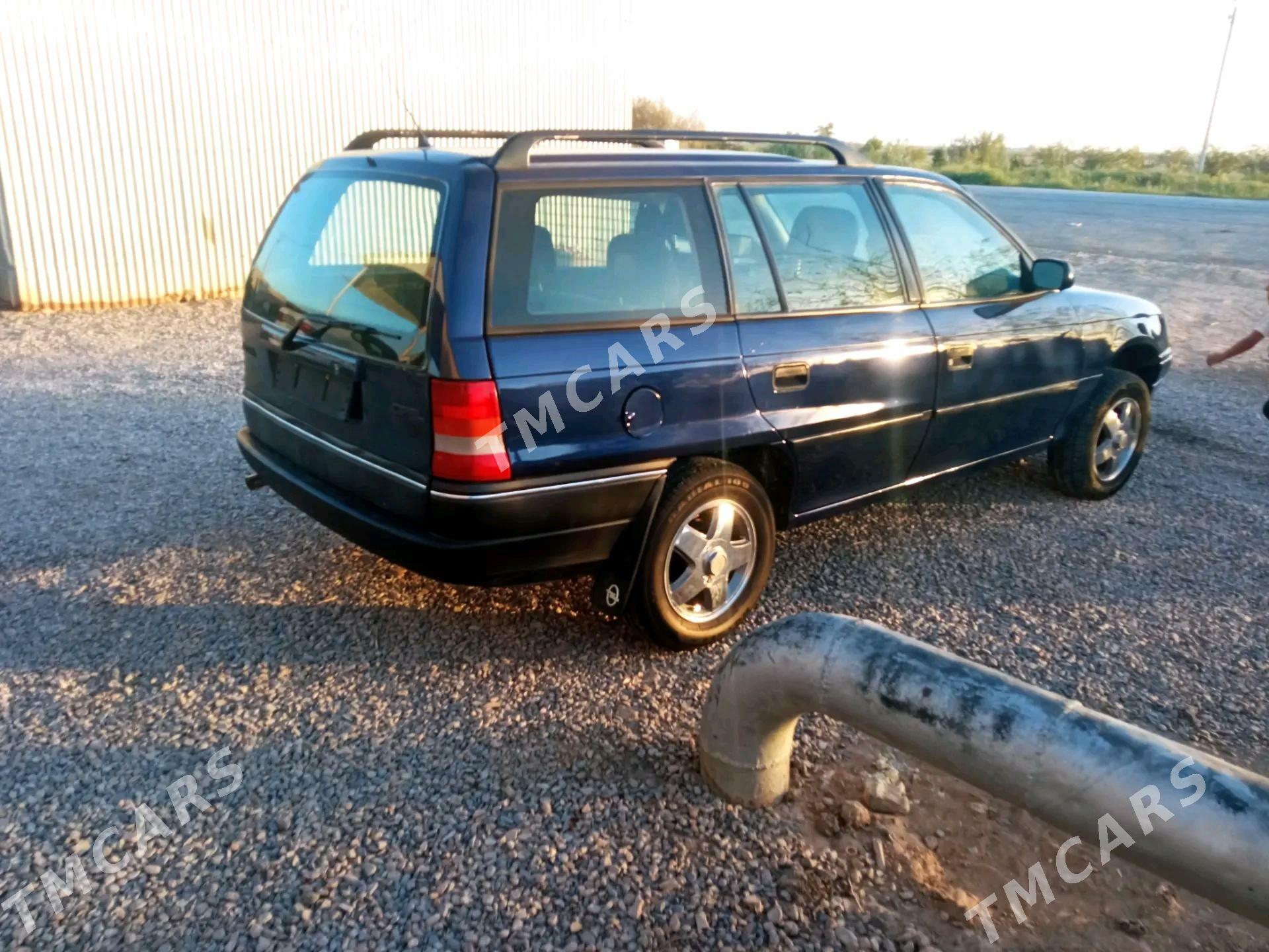 Opel Astra 1996 - 35 000 TMT - Мургап - img 2