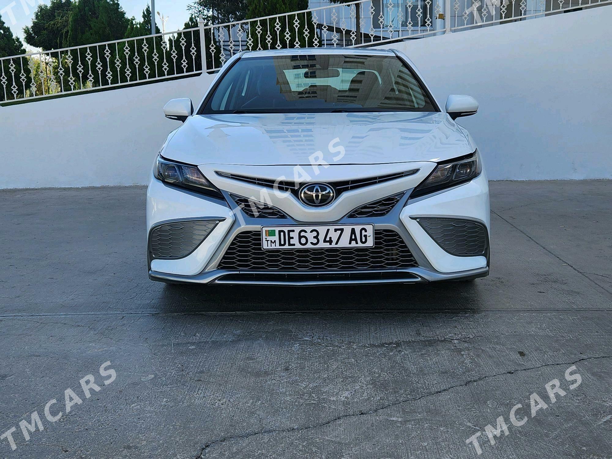 Toyota Camry 2021 - 330 000 TMT - Ашхабад - img 2