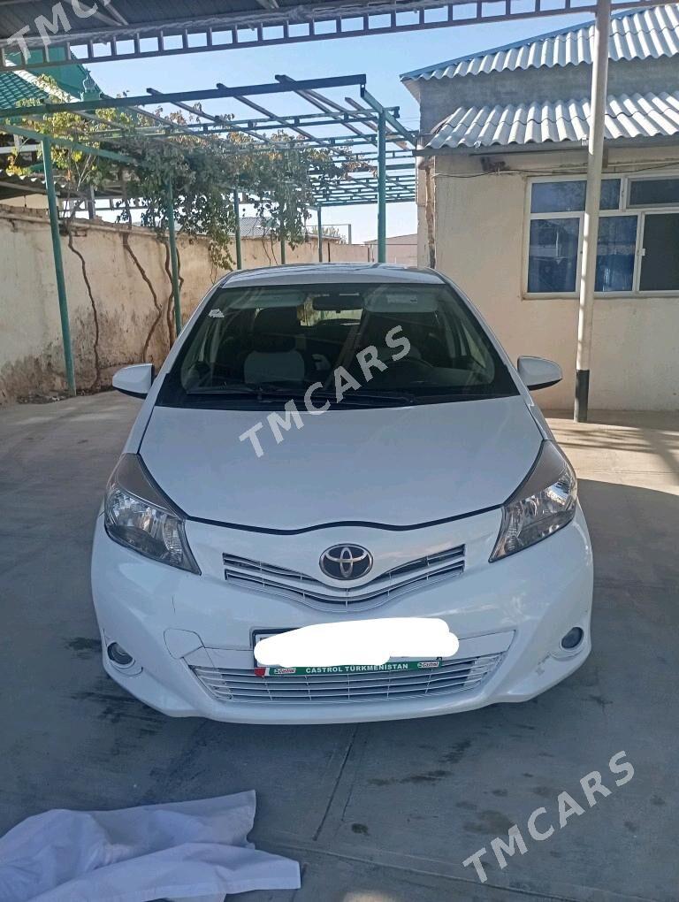 Toyota Yaris 2013 - 135 000 TMT - Türkmenbaşy - img 3