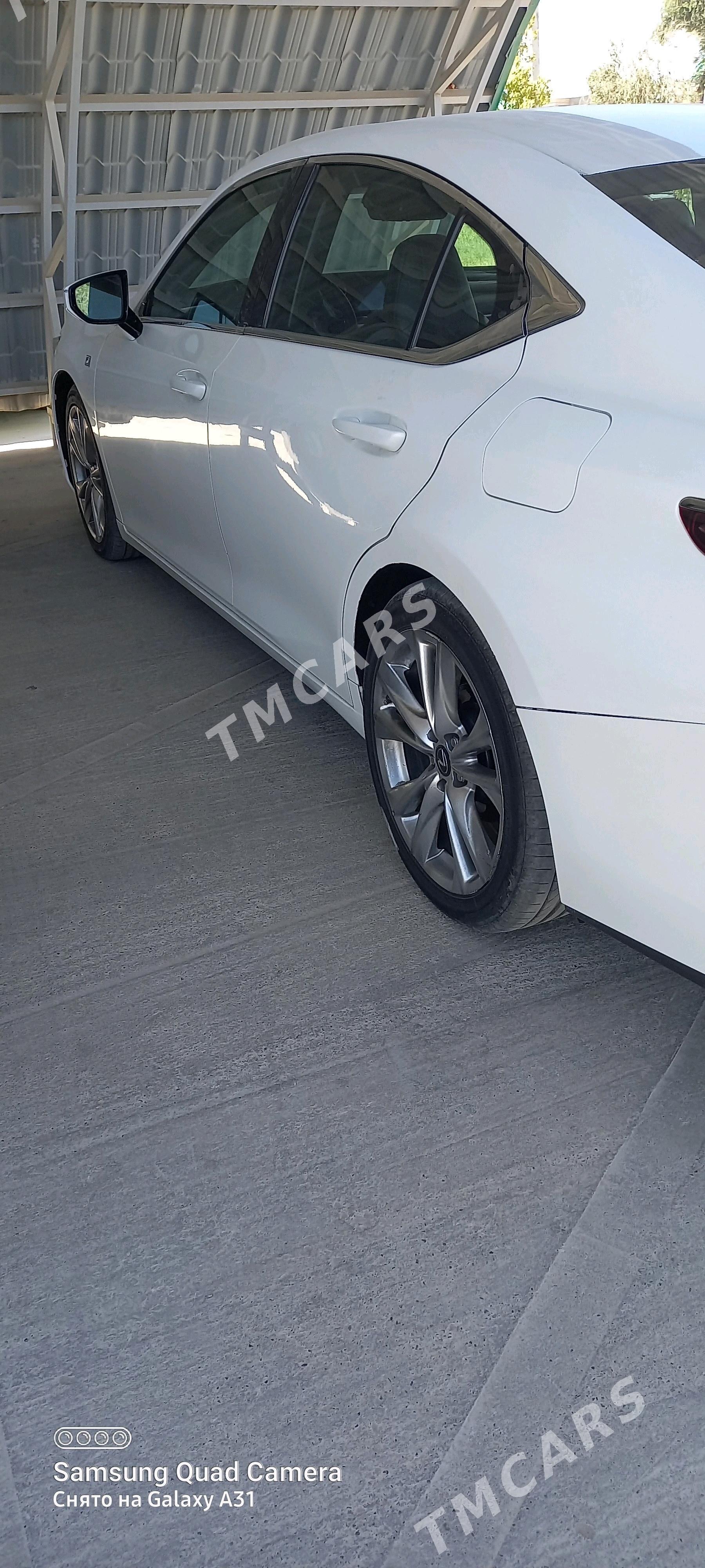 Lexus ES 350 2019 - 440 000 TMT - Mary - img 4