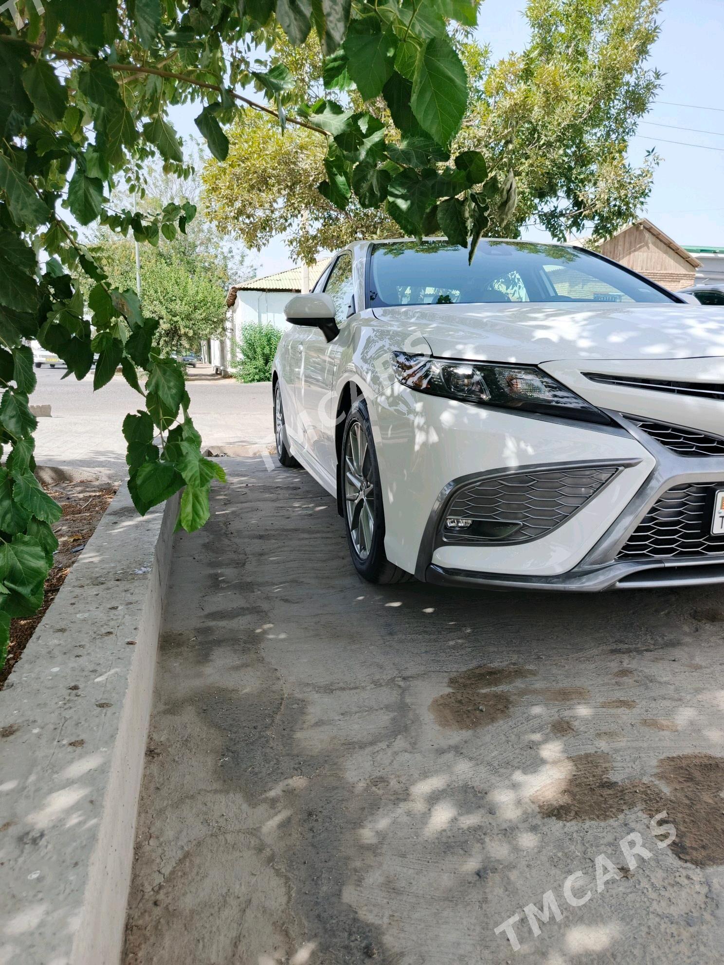 Toyota Camry 2021 - 363 000 TMT - Туркменабат - img 4
