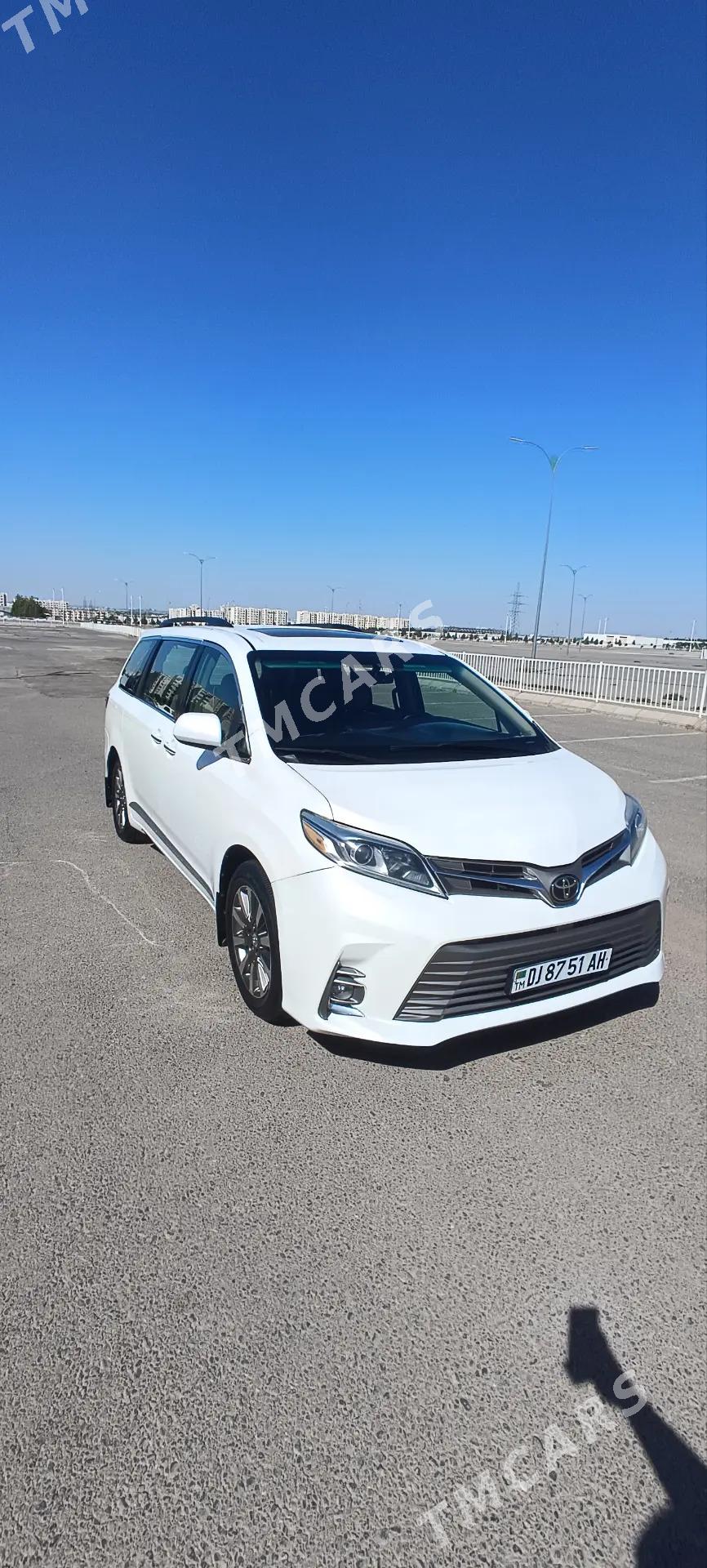 Toyota Sienna 2018 - 395 000 TMT - Ашхабад - img 5