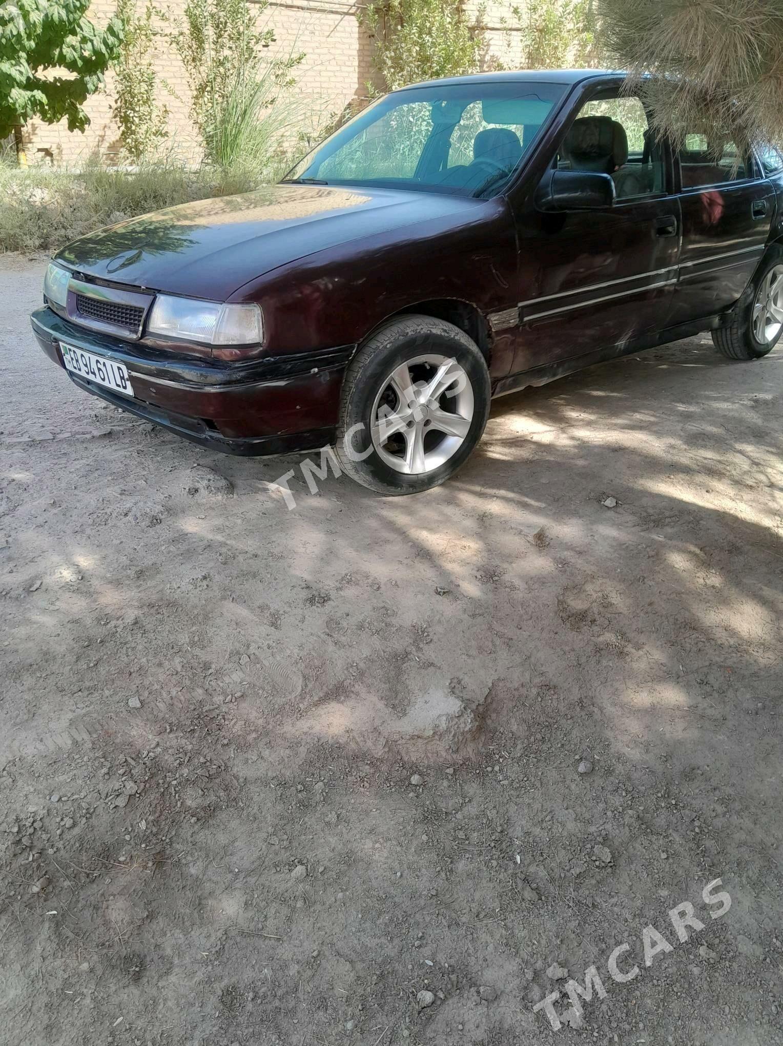 Opel Vectra 1991 - 26 000 TMT - Чарджоу - img 5