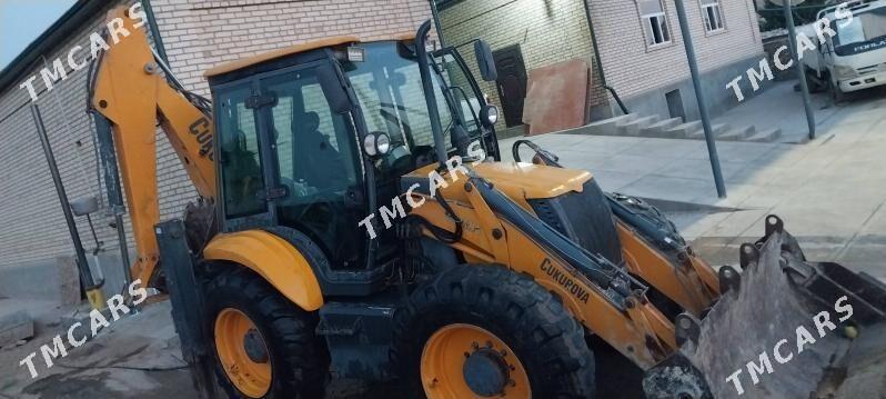 JCB 4CX ECO 2010 - 475 000 TMT - Койтендаг - img 2