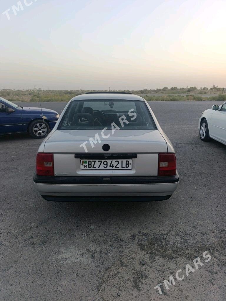 Opel Vectra 1990 - 19 000 TMT - Туркменабат - img 6
