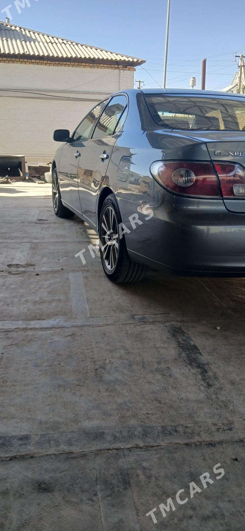 Lexus ES 300 2002 - 175 000 TMT - Mary - img 6