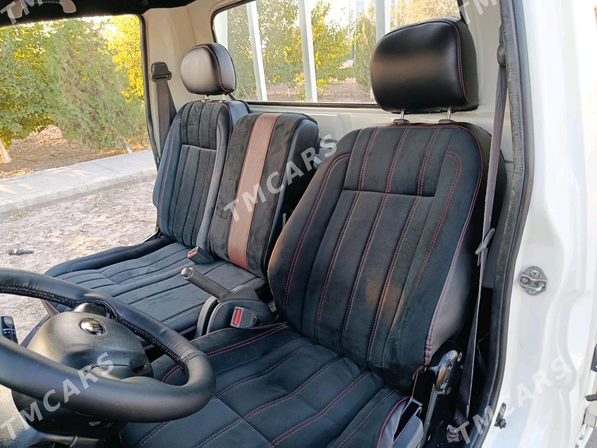 Kia Bongo 2014 - 260 000 TMT - Дашогуз - img 3