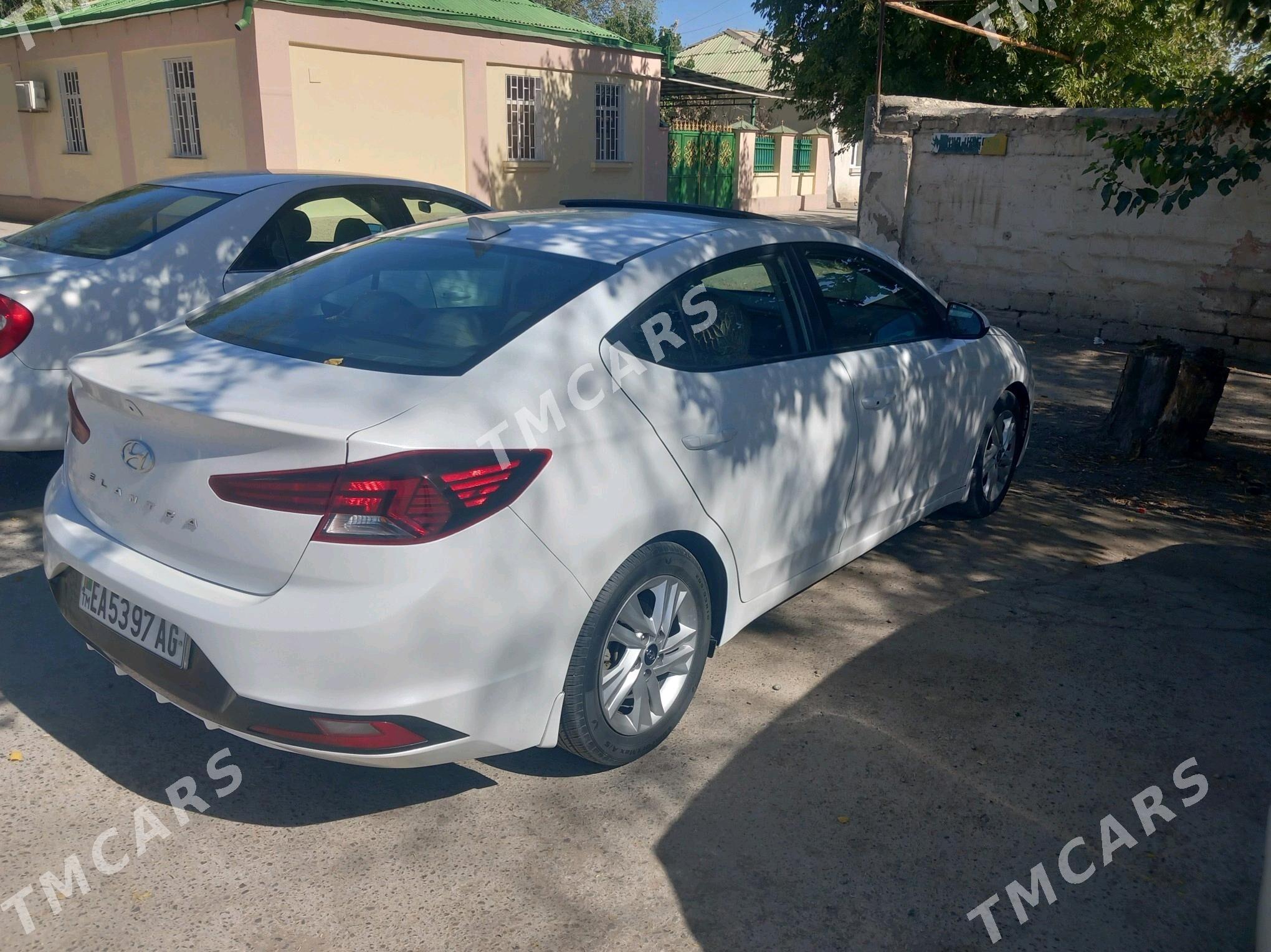 Hyundai Elantra 2020 - 188 000 TMT - Ашхабад - img 2
