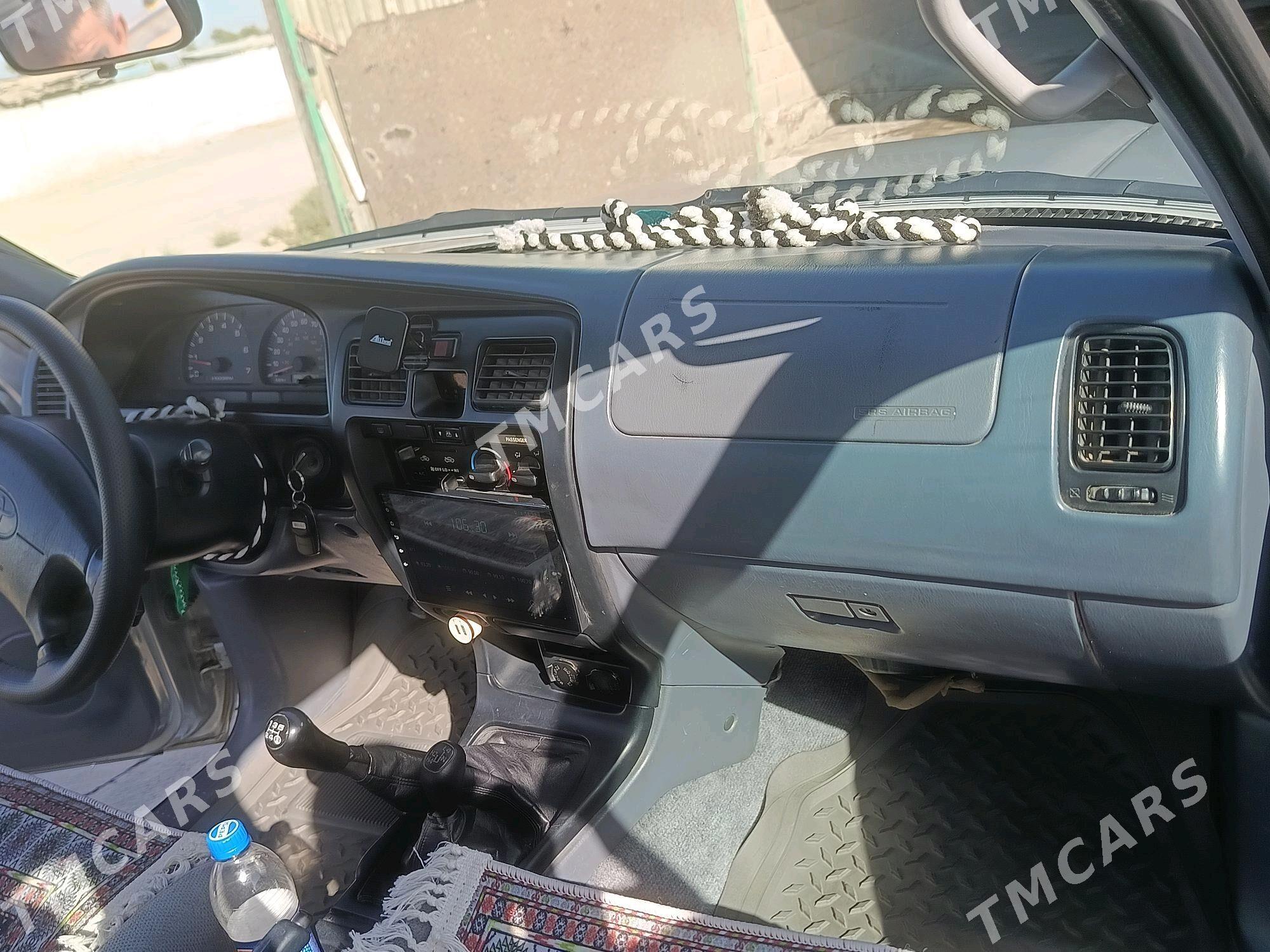 Toyota 4Runner 2000 - 175 000 TMT - Бахарден - img 9