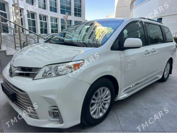 Toyota Sienna 2018 - 430 000 TMT - Олимпийский городок - img 5