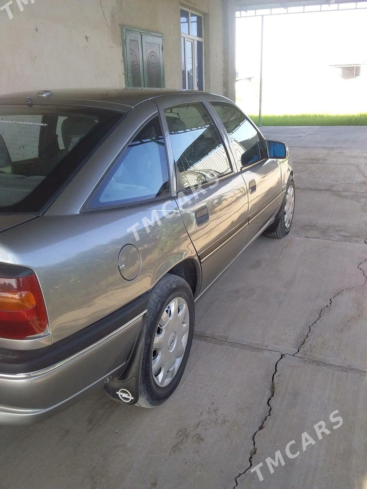 Opel Vectra 1994 - 56 000 TMT - Дашогуз - img 4