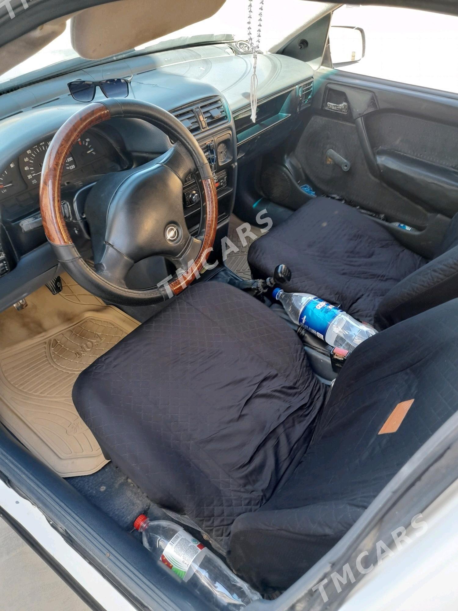 Opel Vectra 1992 - 34 000 TMT - Мары - img 6
