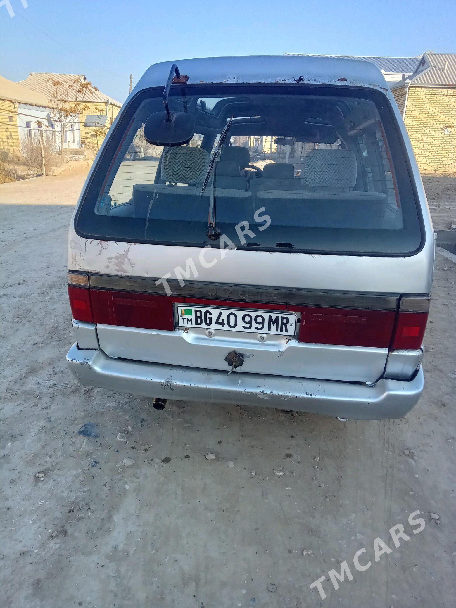 Toyota Town Ace 1993 - 20 000 TMT - Мургап - img 5