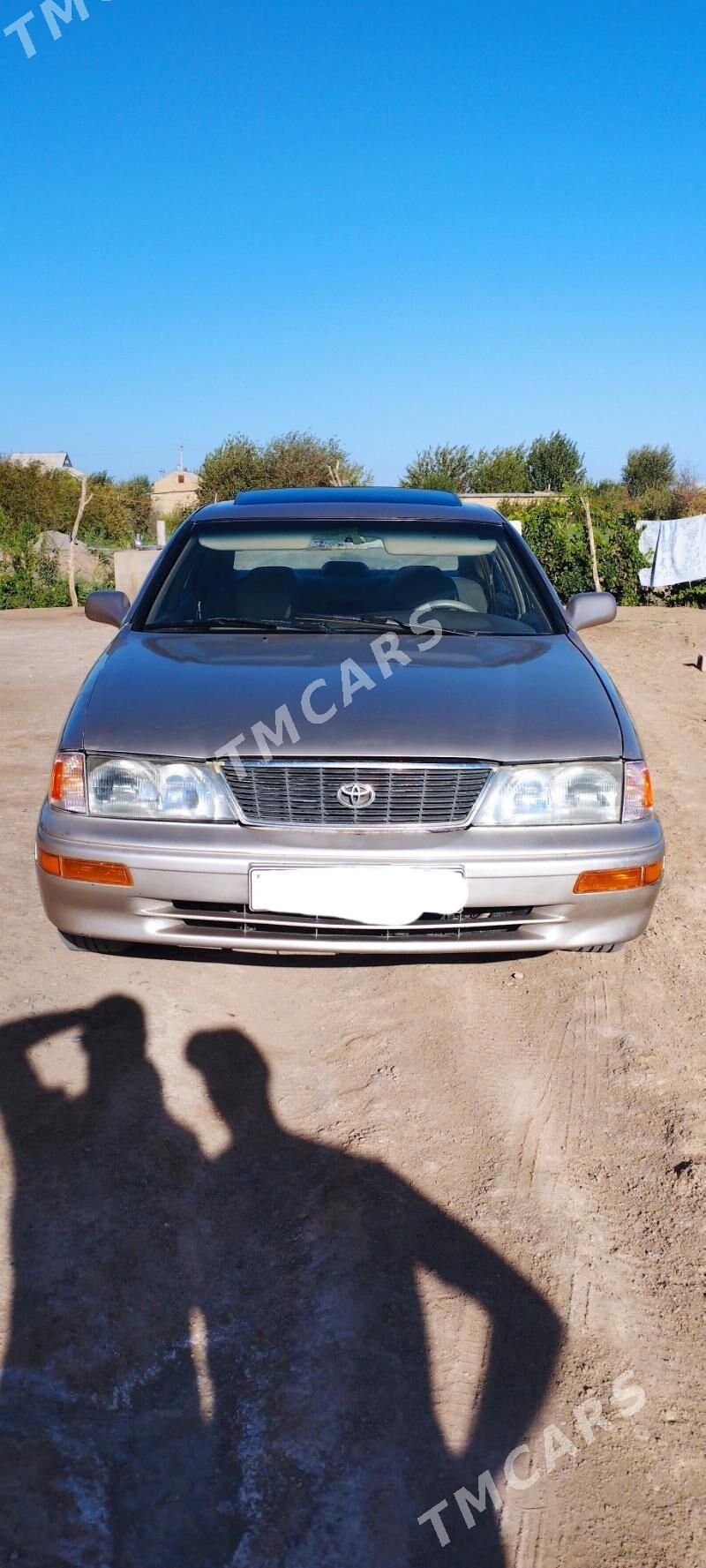 Toyota Avalon 1996 - 120 000 TMT - Теджен - img 2