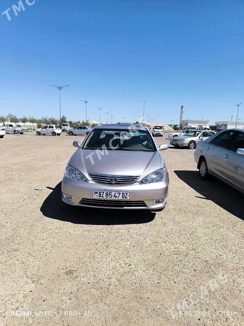Toyota Camry 2004 - 205 000 TMT - Дашогуз - img 7