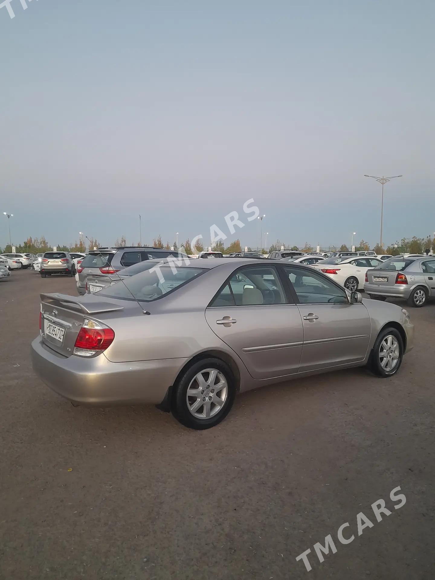 Toyota Camry 2004 - 205 000 TMT - Дашогуз - img 3