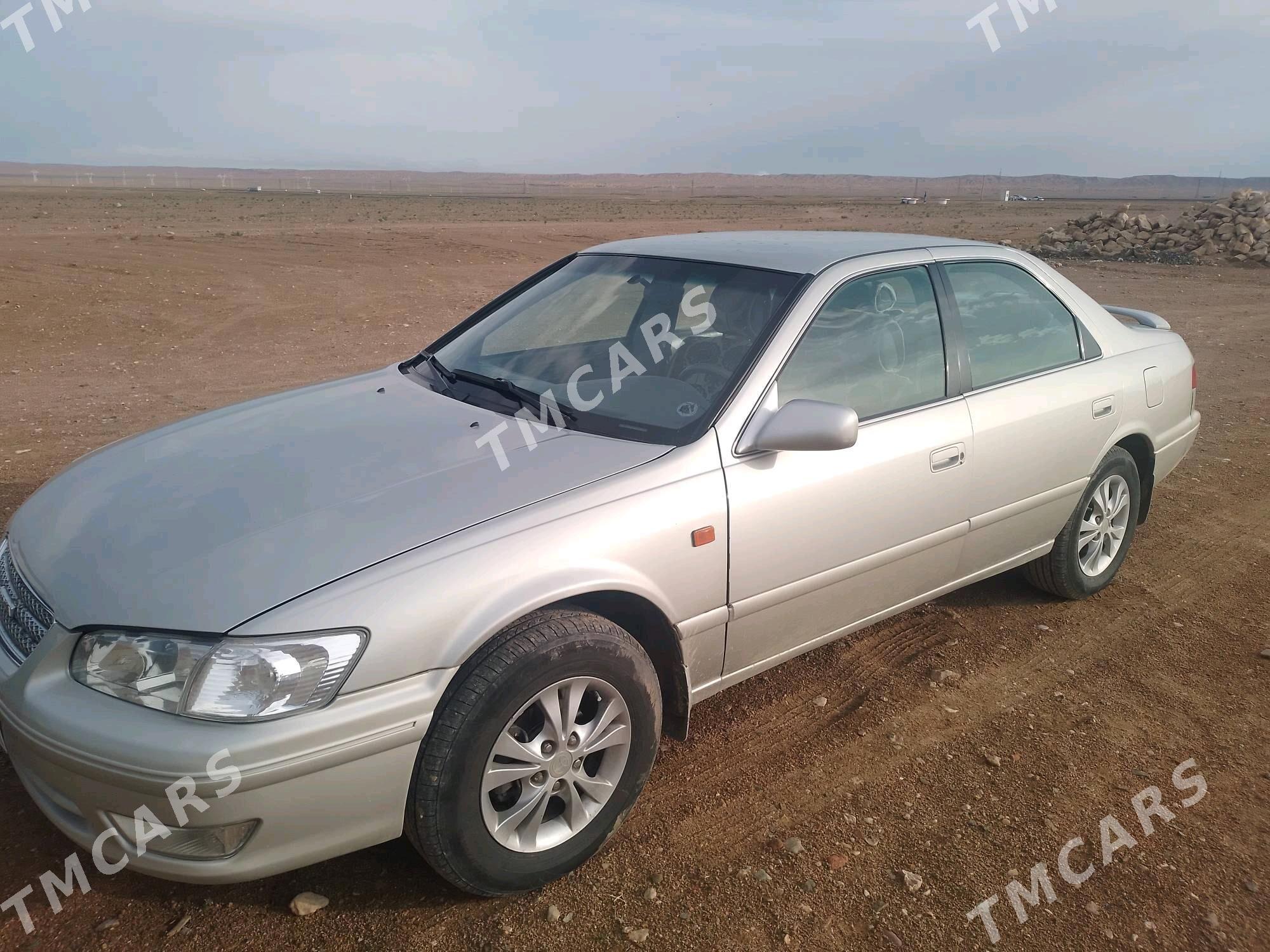 Toyota Camry 2000 - 200 000 TMT - Türkmenbaşy etr. - img 2
