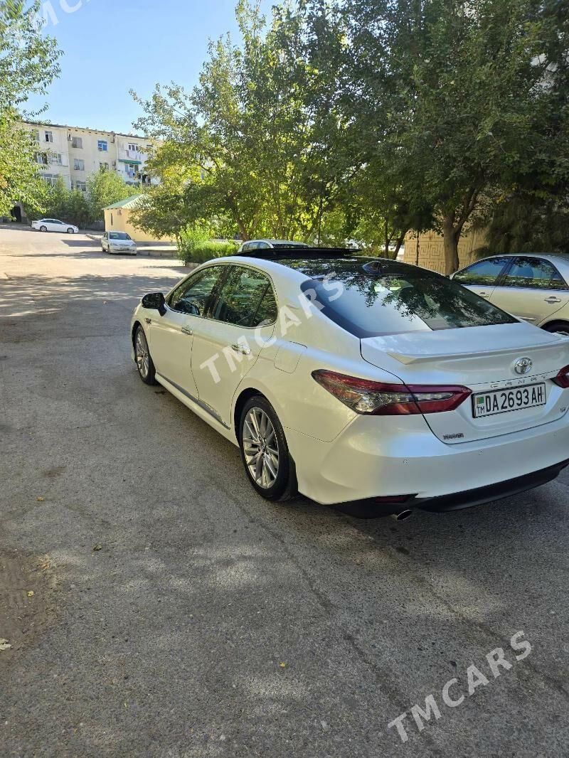 Toyota Camry 2019 - 390 000 TMT - Ашхабад - img 4